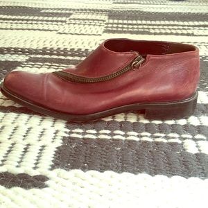 Vintage Anne Klein booties 🌵